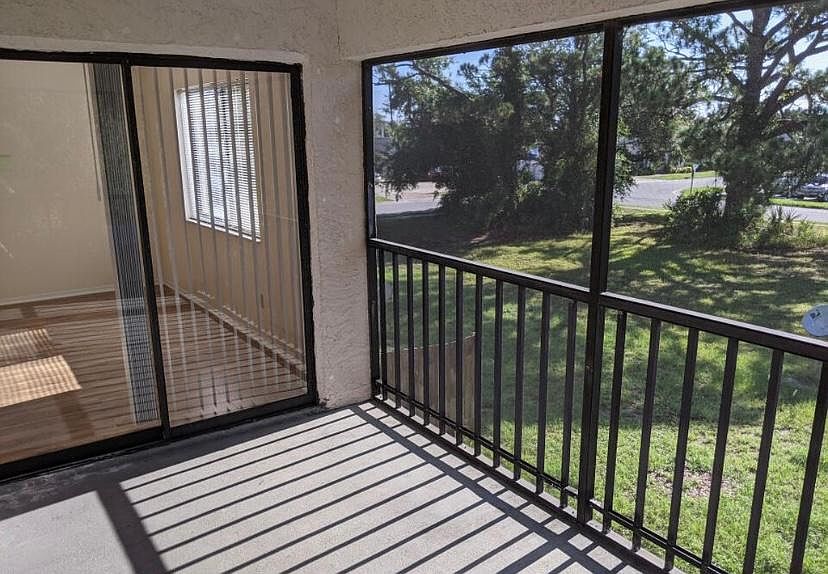 1st image of 211 Olmstead Dr #211