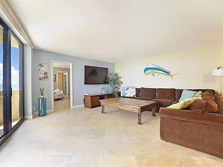 2800 N Ocean Dr #B-9D — Photo 4