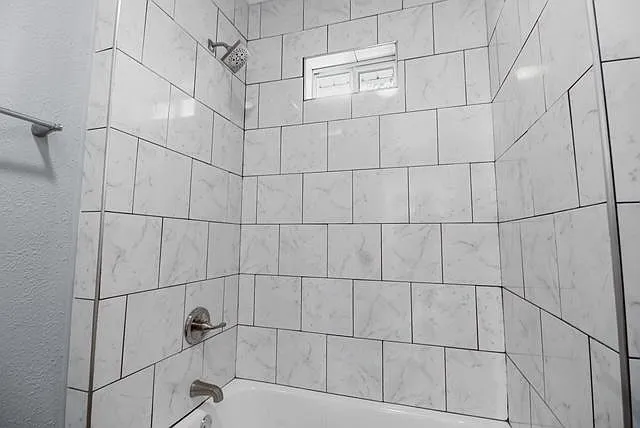 835 S Robertson Ave — Photo 10