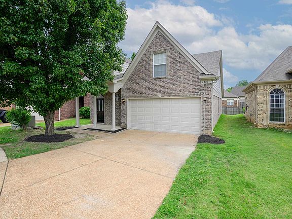 2nd image of 4820 Pine Forest Dr