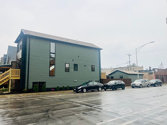 2nd image of 956 N Saint Louis Ave