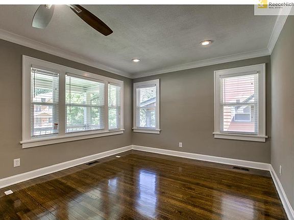 4th image of 5427 Tracy Ave