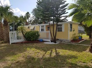 6822 Gull Ln, Hudson, FL 34667