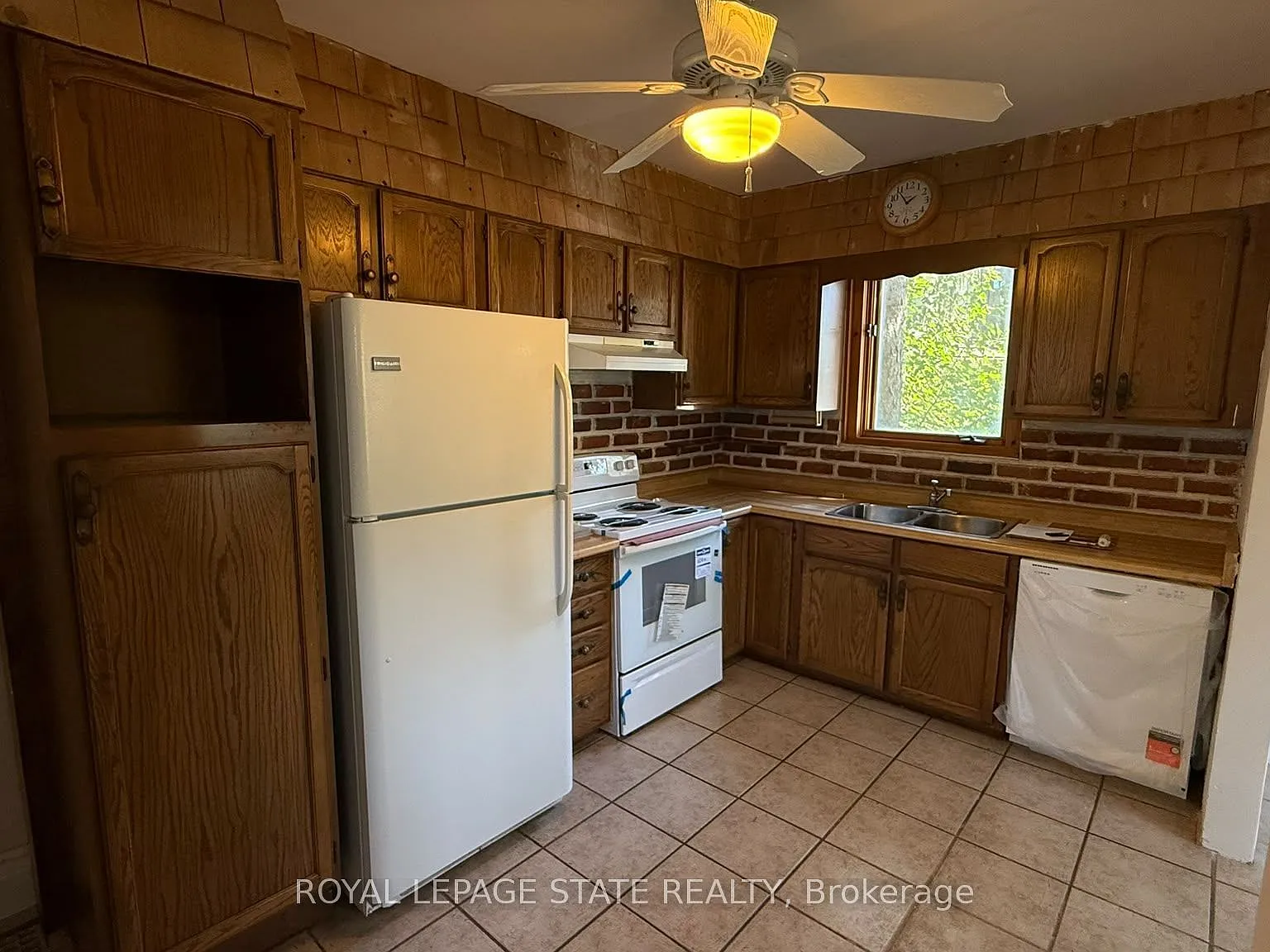 2 bed, $3,250 — Photo 4