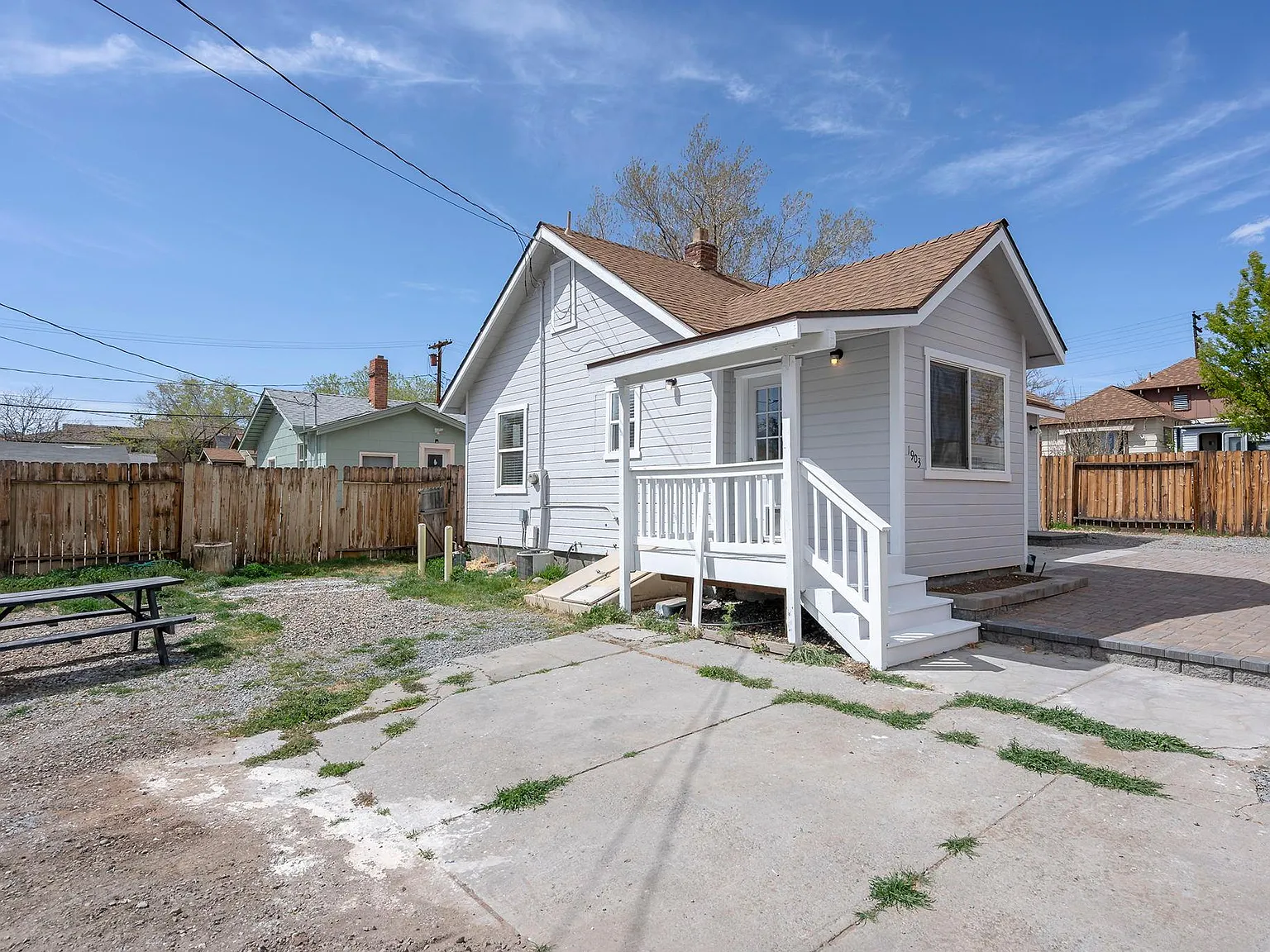 2 bed, 715 sqft, $1,950 — Photo 3