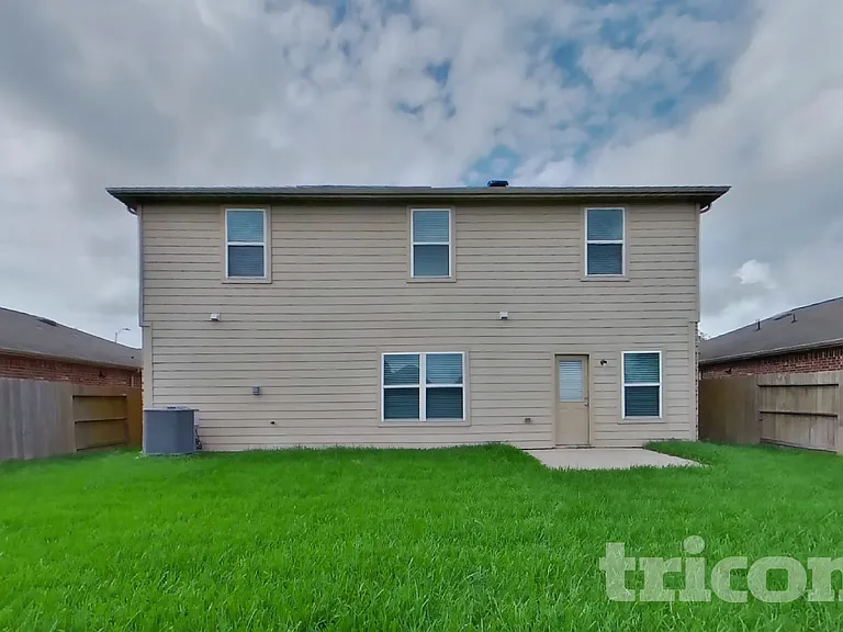 916 American Monarch Dr — Photo 18
