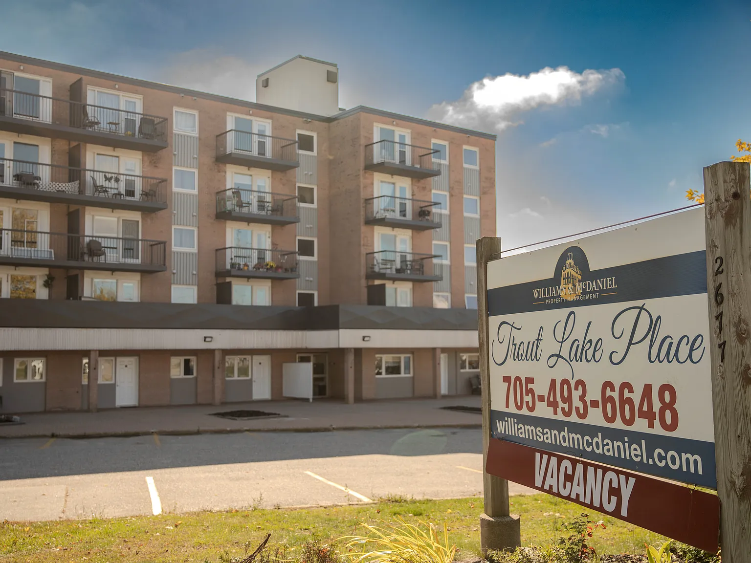 Trout Lake Place - Choose your rent level - Call for Details - All utilities — Photo 2
