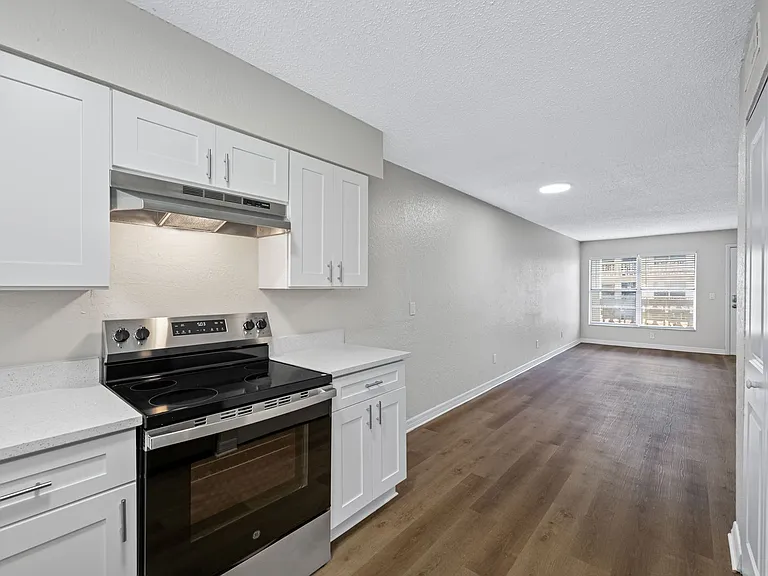 KC Flats Apartments — Photo 87
