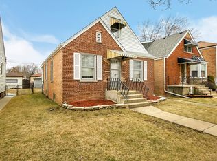 3648 N Panama Ave, Chicago, IL
