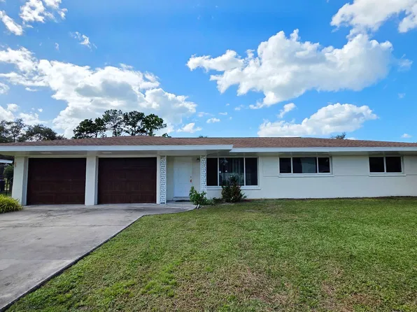 714 Magellan Dr, Sarasota, FL 34243