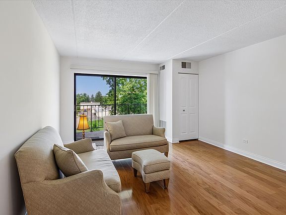 3rd image of 7707 W Irving Park Rd APT 308