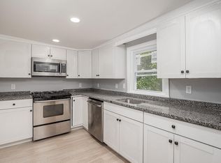 235 Appleton St, Lowell, MA 01852