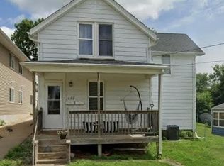 1060 Edina St, Dubuque, IA 52001