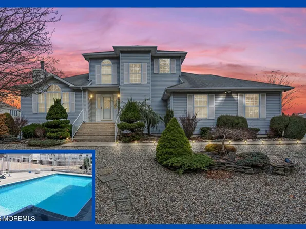 63 Anchorage Boulevard, Bayville, NJ 08721