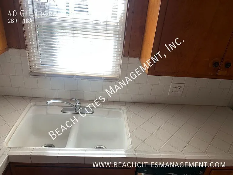 40 Glendora Ave — Photo 16