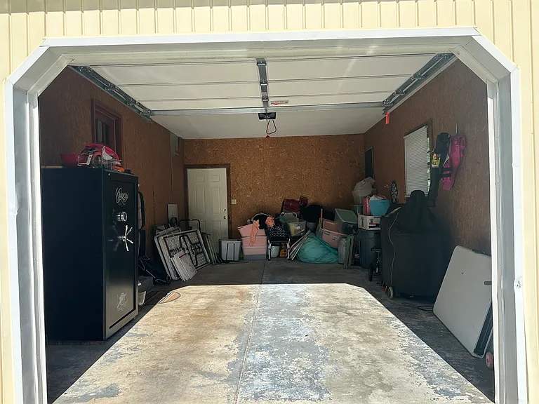 34 Cedar St — Photo 4