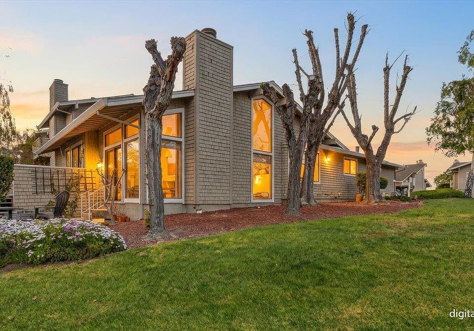 1st image of 345 Donnas Ln
