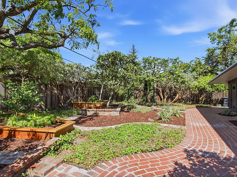 3862 Mumford Pl — Photo 33