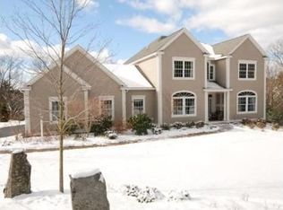 4 Oak Knoll Rd, Carlisle, MA 01741