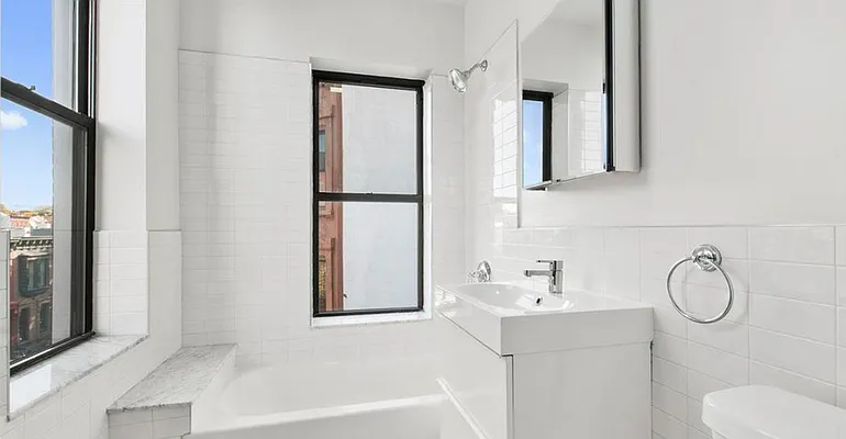 Rented by Parkway CRG Ltd. | media 12