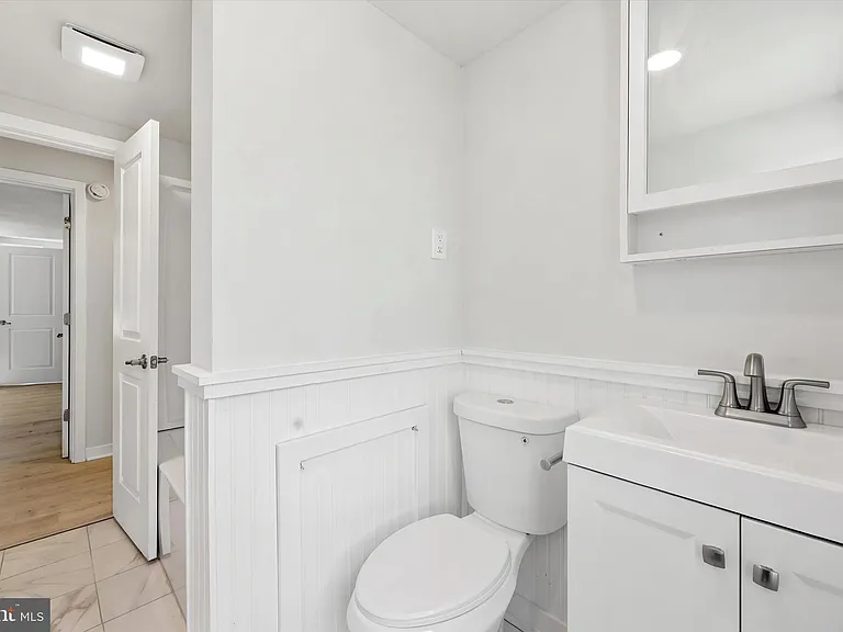 269 Monroe St — Photo 28