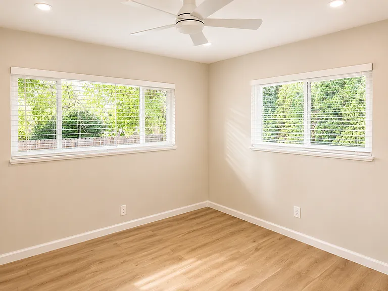 6119 Stanley Ave — Photo 6
