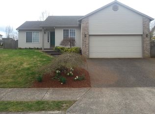 15040 Saint Andrews Dr, Oregon City, OR 97045