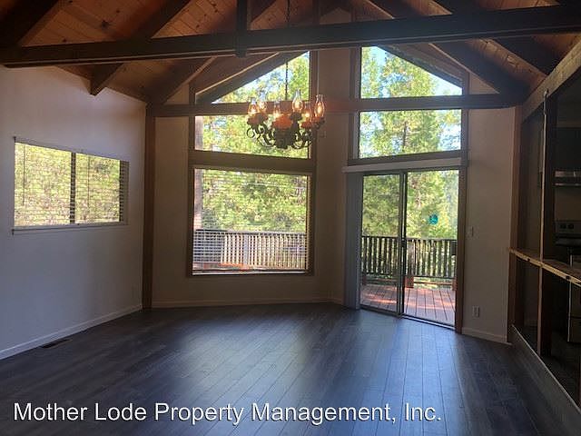 1st image of 22329 Ponderosa Dr