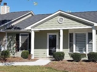 814 Guilford College Rd APT 156, Greensboro, NC 27409