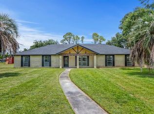 810 Lakelyn Dr, Lake Charles, LA 70605