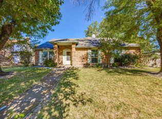 9425 Shipman St, Rowlett, TX 75088