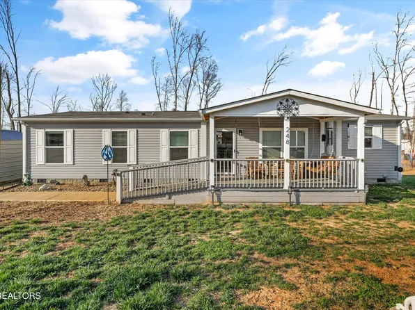 248 Community Dr, Madisonville, TN 37354