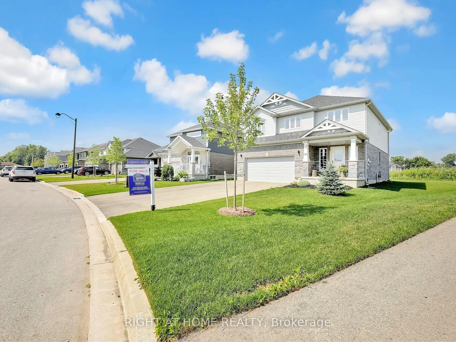 5 bed, $3,500 — Photo 2