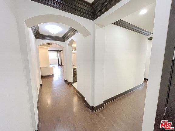 2nd image of 11833 Darlington Ave #302