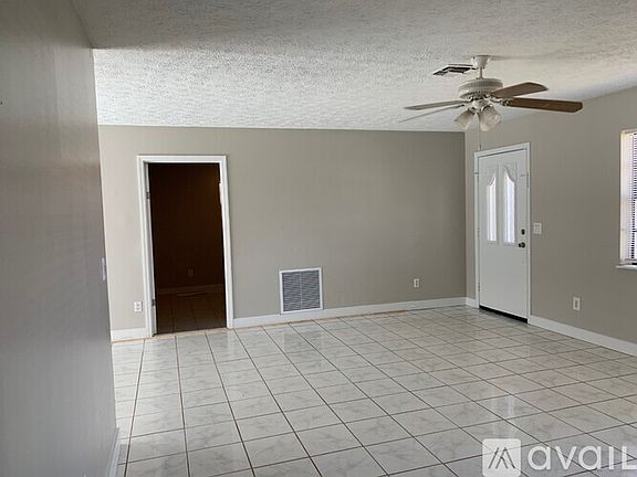 3rd image of 672 NW Marion Ave