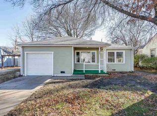 1936 N Hood Ave, Wichita, KS 67203