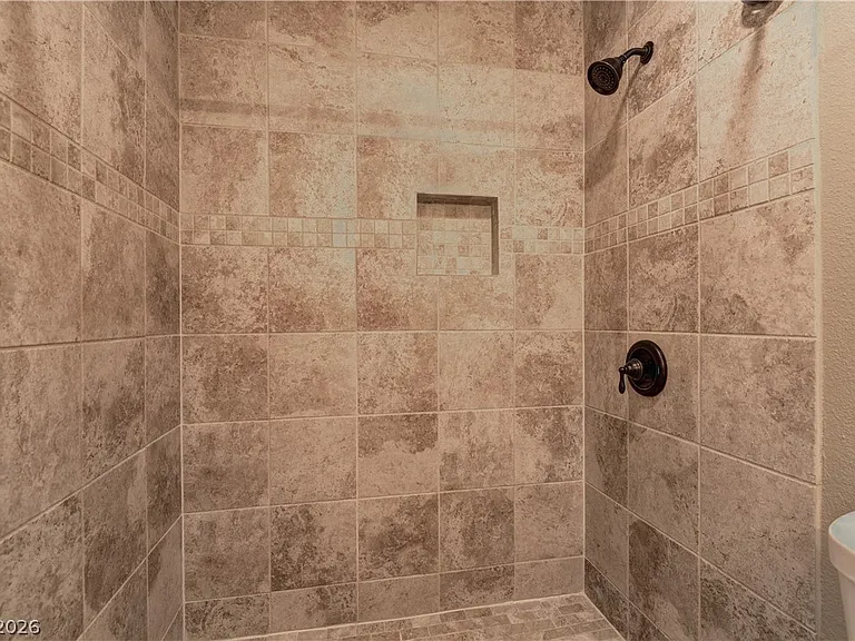 3896 Acapulco Ave — Photo 22