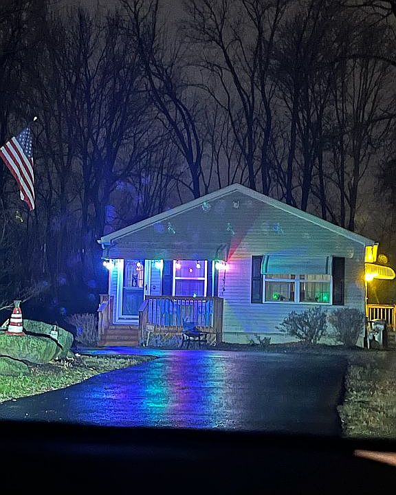 2nd image of 3556 Naamans Creek Rd