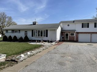 1960 207th St, Percival, IA 51648