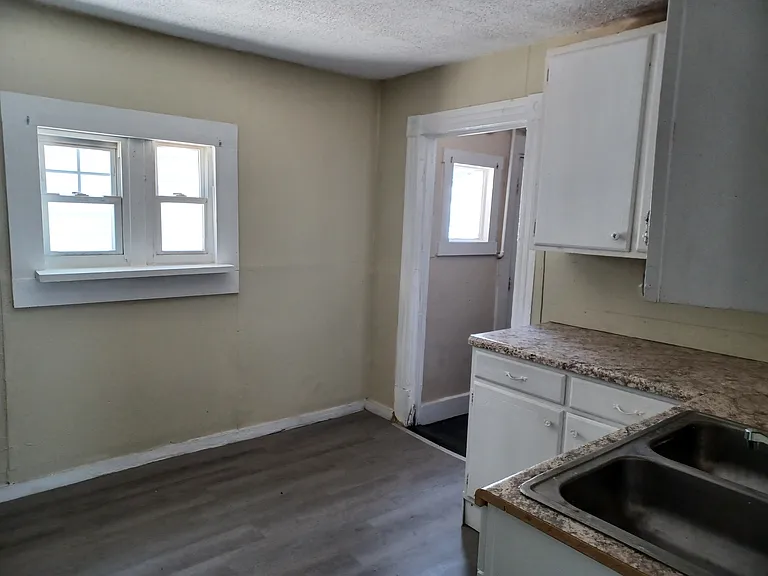 1005 Bullitt Ave SE #1 — Photo 6