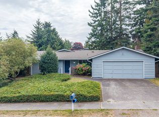 1075 SW 2nd Ave, Oak Harbor, WA
