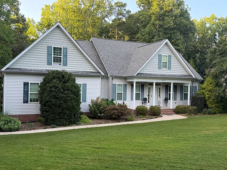2950 Candlehurst Ln — Photo 1