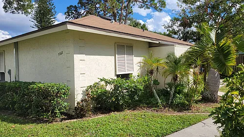 5368 Royal Palm Ave Photo 1