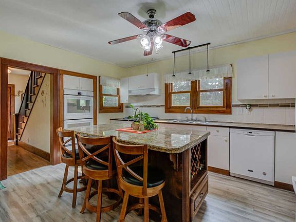 4th image of 14805 392nd St