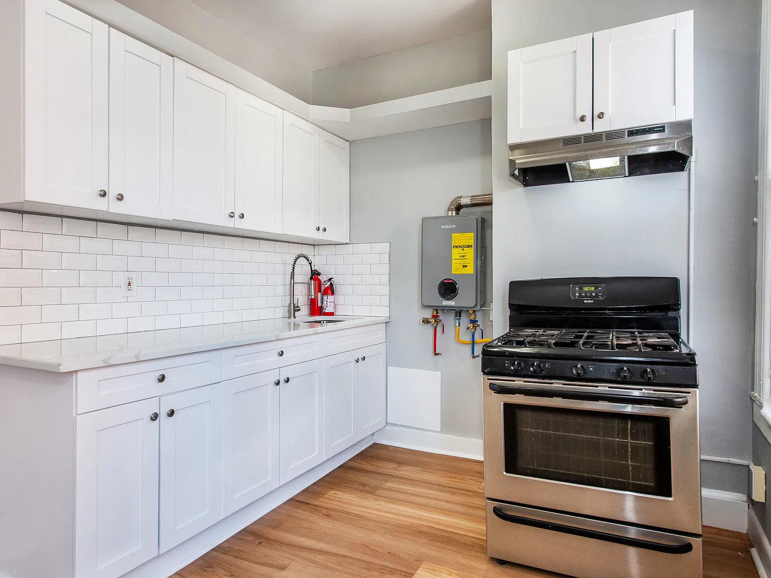 3 bed, $2,550 — Photo 3