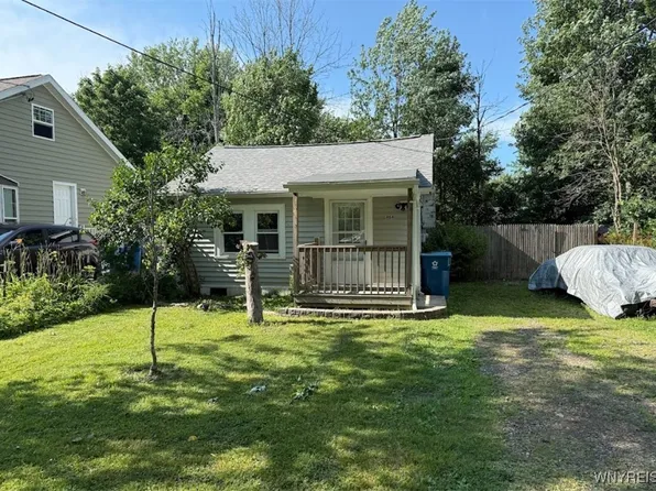 464 Poplar Ave, Angola, NY 14006