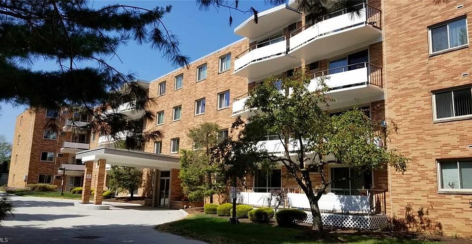 1st image of 521 Tollis Pkwy APT 495