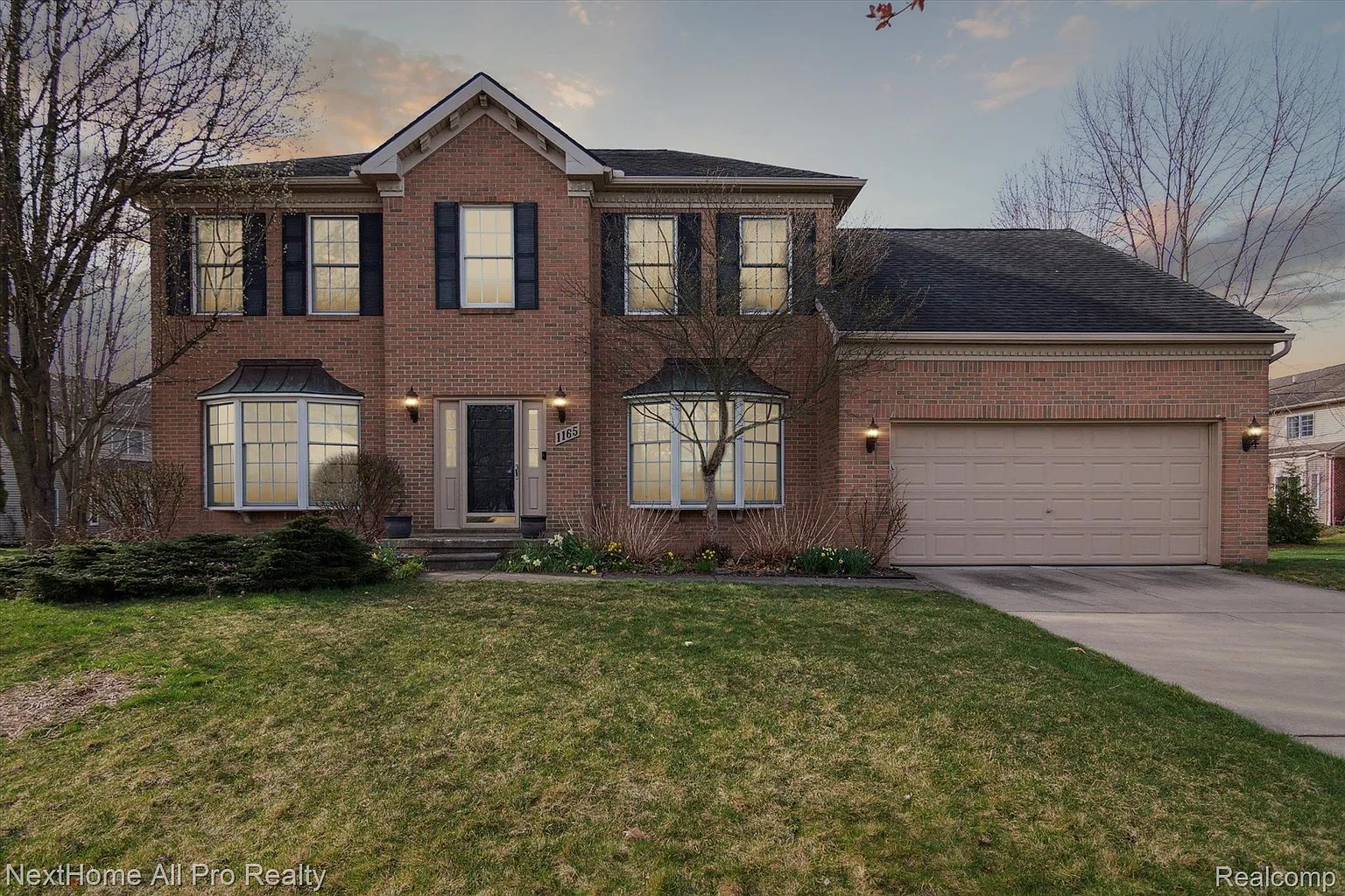 1165 Cantor Ln photo 1