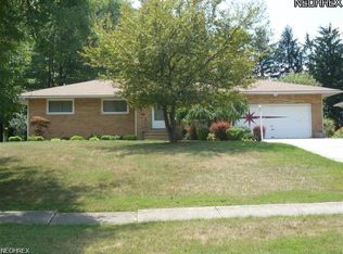 18203 Bonnie Ln, Strongsville, OH