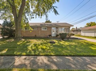 3145 Nottingham Ave, Markham, IL 60428